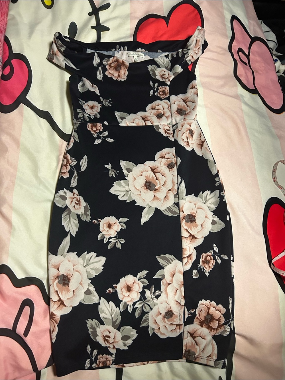 Charlotte Russe Black One-Shoulder Floral Bodycon Dress with Blush Roses